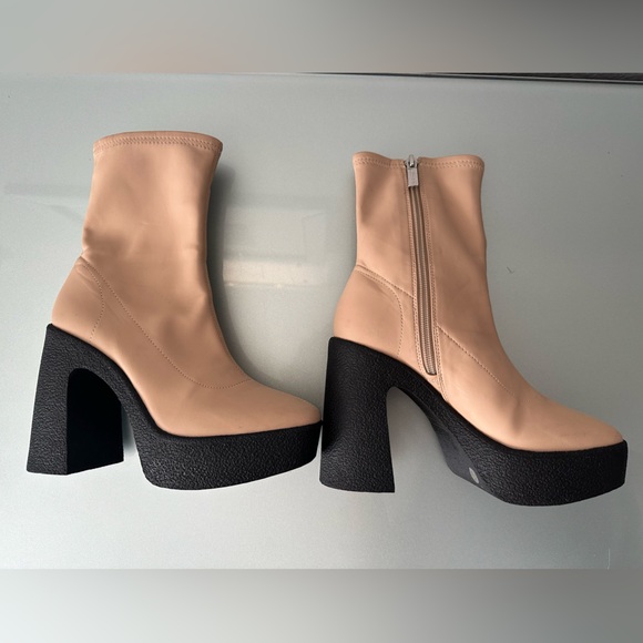 Women’s Stretch Platform Gianni Bini Dayore Boots - Picture 4 of 9